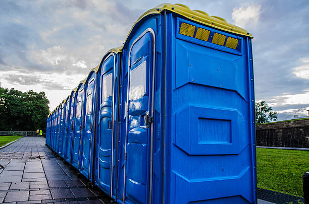 Portable Toilet Options We Offer in Queens Gate, PA
